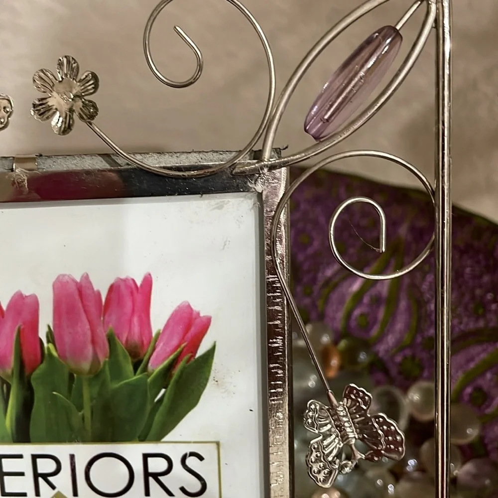 🌟 NWT 💫INTERIORS By DESIGN💫 4” x 6” Silver and purple Photo Frame New Never used
